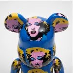 Home Decor Items Artistic Ornaments Collectible Figurine Pop Art Portrait With Flower Collectible Bear Figure Doll Figurine Large Desktop Decorative Ornament - Image 2